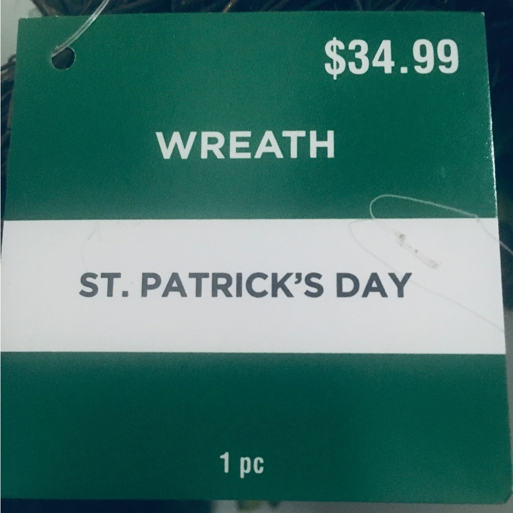Springtime / St Patrick’s day wreath - wicker base - Picture 4 of 7